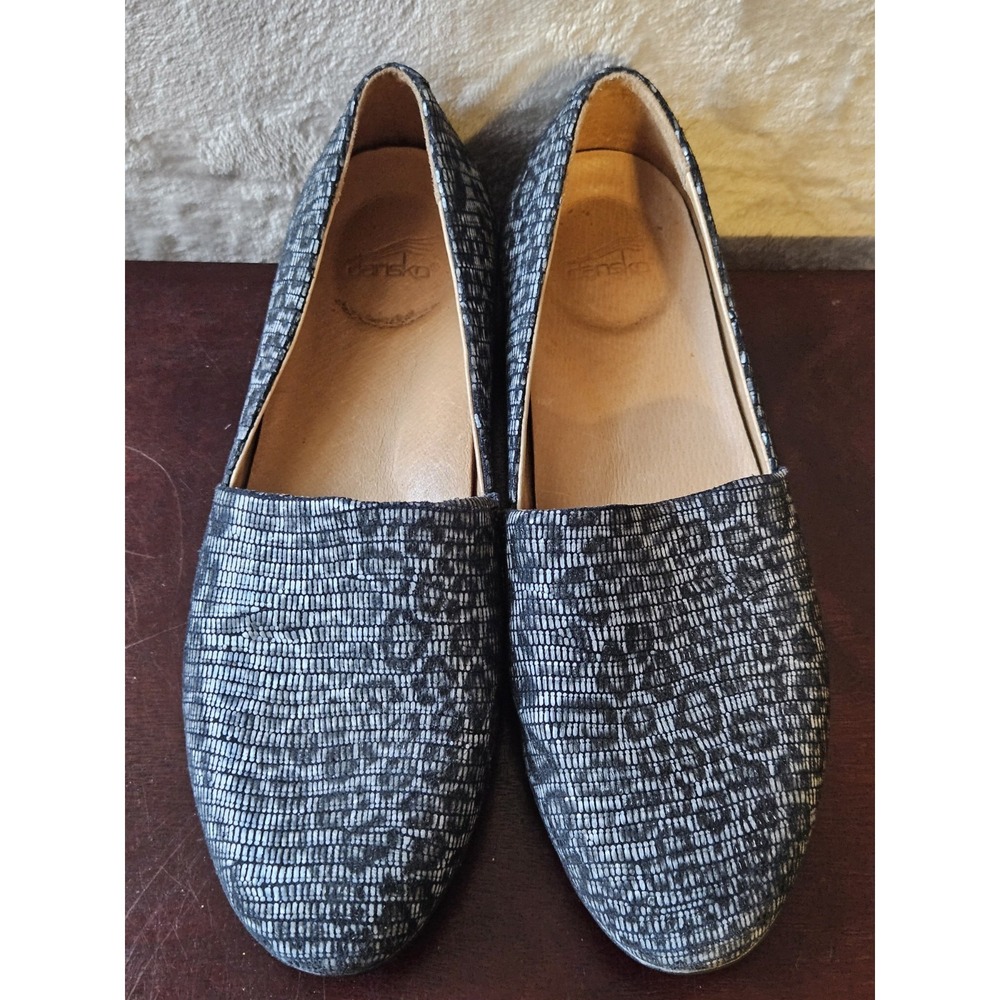 Dansko Women's Sz 39 8.5/9 Leather Slip On Flats Gray‎ Textured Comfort Shoes